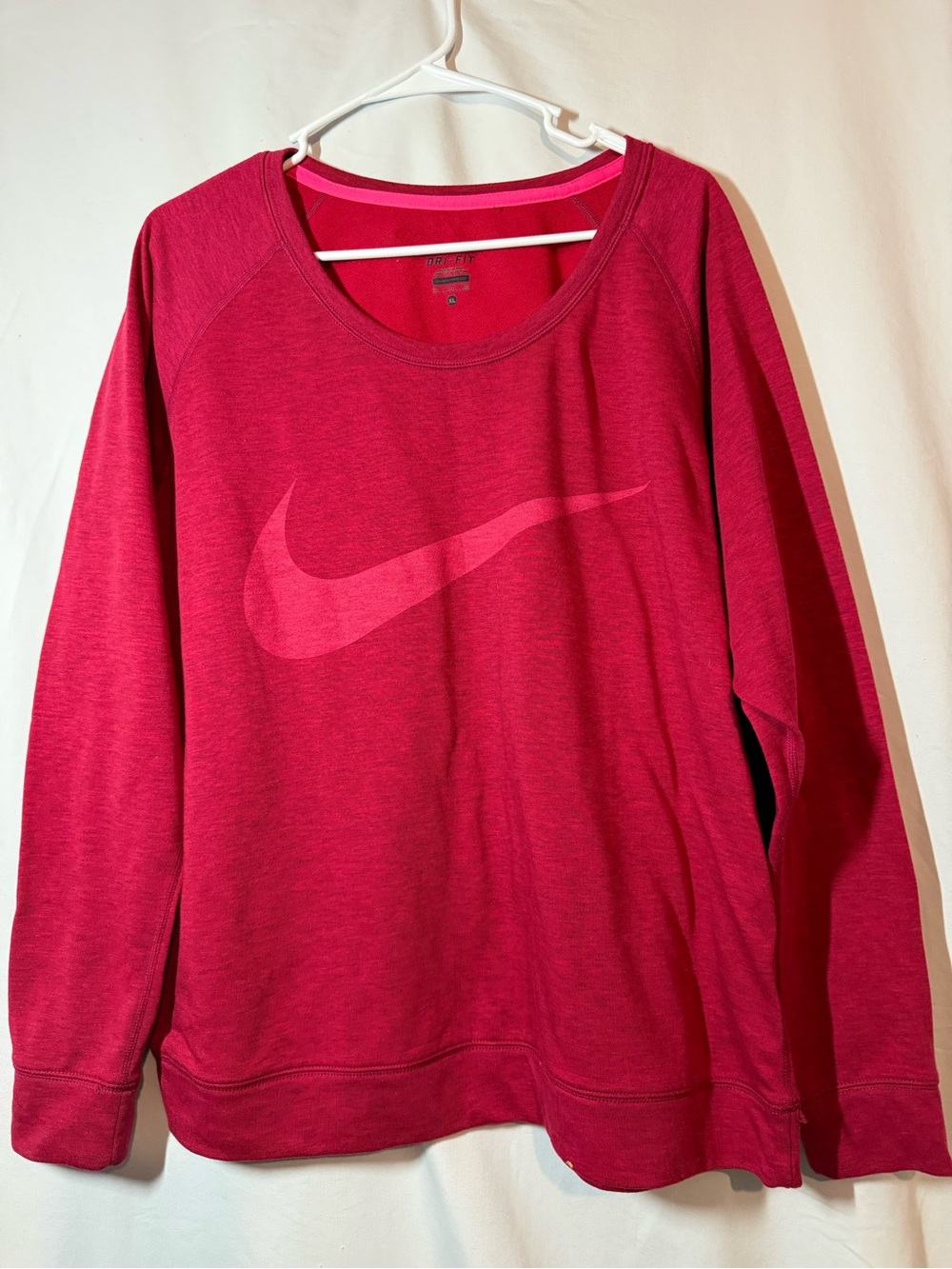 Nike Epic Obsessed Dri-FIT Womens XL Fuchsia Pink Crew Long Sleeve Shirt 640411